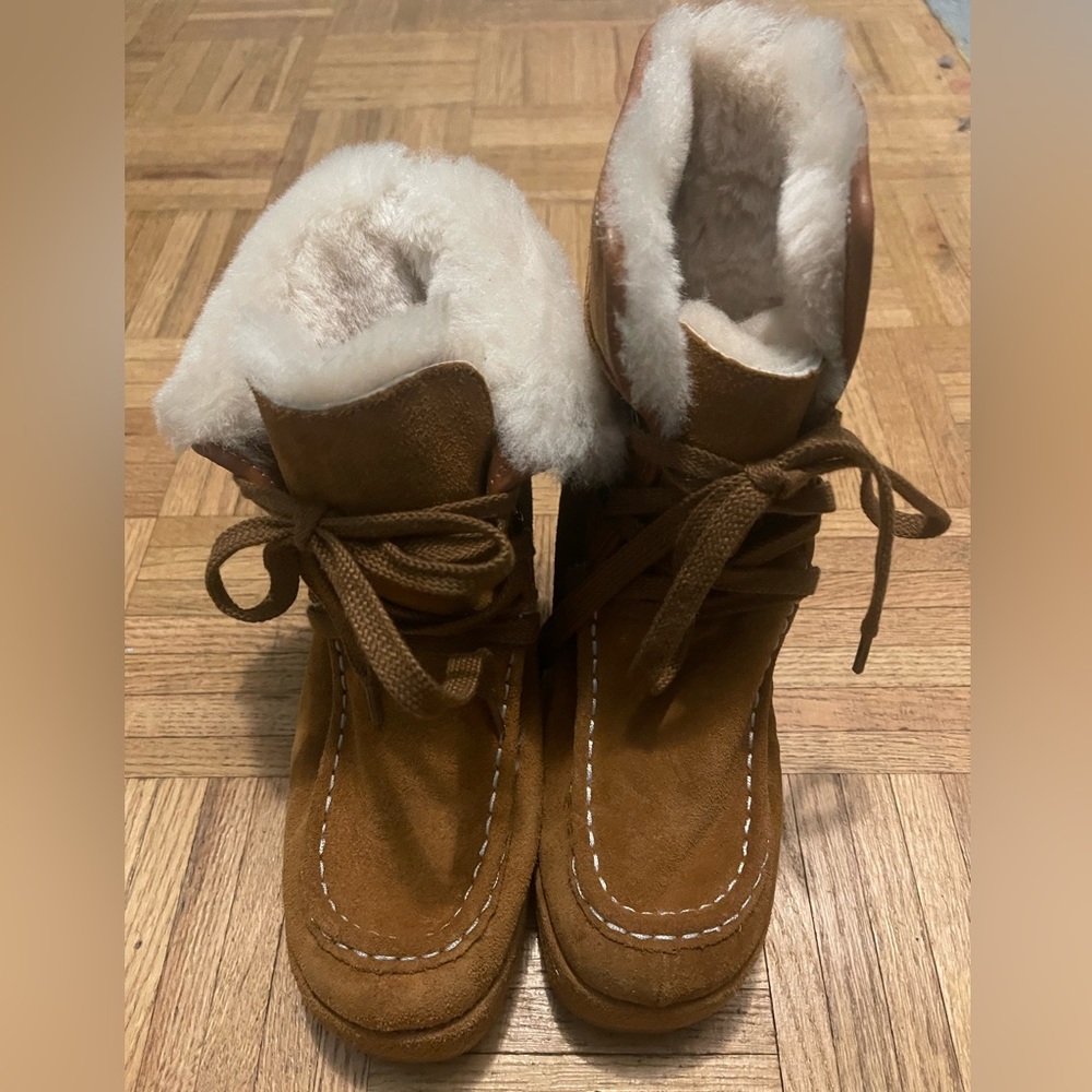 Once-worn Tan Nubuck Ankle Boots; 11 M, feels like a 10.5 M
